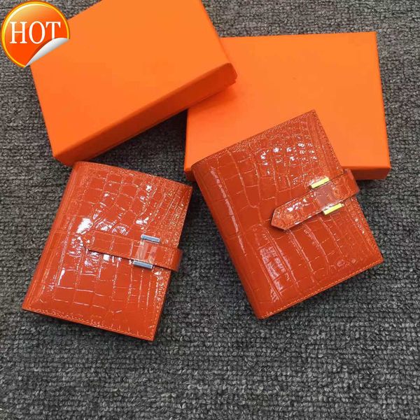 luxury designer bags handbag 2023 model is versatile stylish leather wallet women's short h-button two fold draw belt soft thin h for m
luxury designer bags handbag 2023 model is versatile stylish leather wallet women's short h-button two fold draw belt soft thin h for m