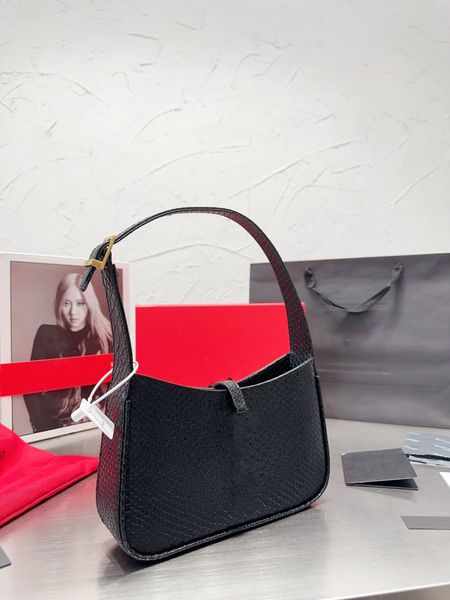new 2023 fashion handbag luxury design designer bag grade leather look durable underarm bag high end atmosphere goddess bag wallet
new 2023 fashion handbag luxury design designer bag grade leather look durable underarm bag high end atmosphere goddess bag wallet