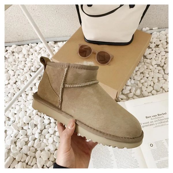 australia ultra mini platform boots designer woman thick bottom ankle boots fur snow boot fluffy fuzz mule tazz slippers size 4cm 35-43, Black
australia ultra mini platform boots designer woman thick bottom ankle boots fur snow boot fluffy fuzz mule tazz slippers size 4cm 35-43, Black