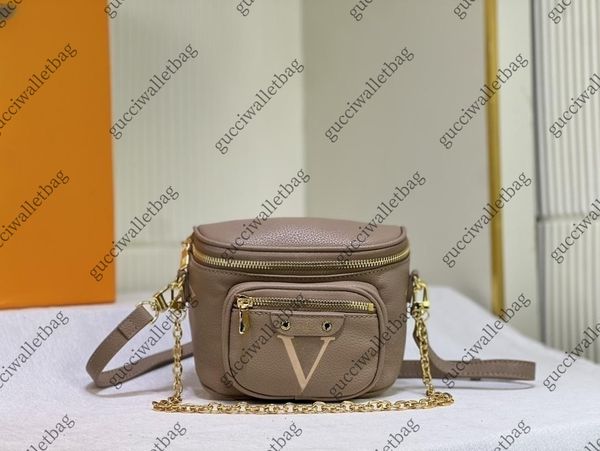 10a designer bag women genuine leather new mini bumbag waist bags purse crossbody bag handbag chest belt bag embossing flowers bum bag fanny
10a designer bag women genuine leather new mini bumbag waist bags purse crossbody bag handbag chest belt bag embossing flowers bum bag fanny