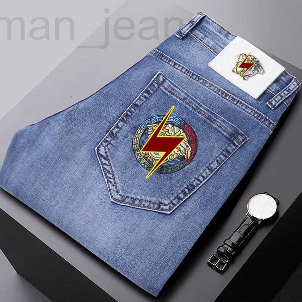 men's jeans designer medusa printed jeans men's 2021 summer new elastic slim fit small leg straight pants men f6zj, Blue
men's jeans designer medusa printed jeans men's 2021 summer new elastic slim fit small leg straight pants men f6zj, Blue