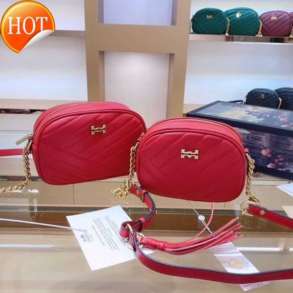 luxury brand designer shoulder bags crossbody handbags tote 2023 new women's fashion texture leather strap camera gift box packaging fa
luxury brand designer shoulder bags crossbody handbags tote 2023 new women's fashion texture leather strap camera gift box packaging fa