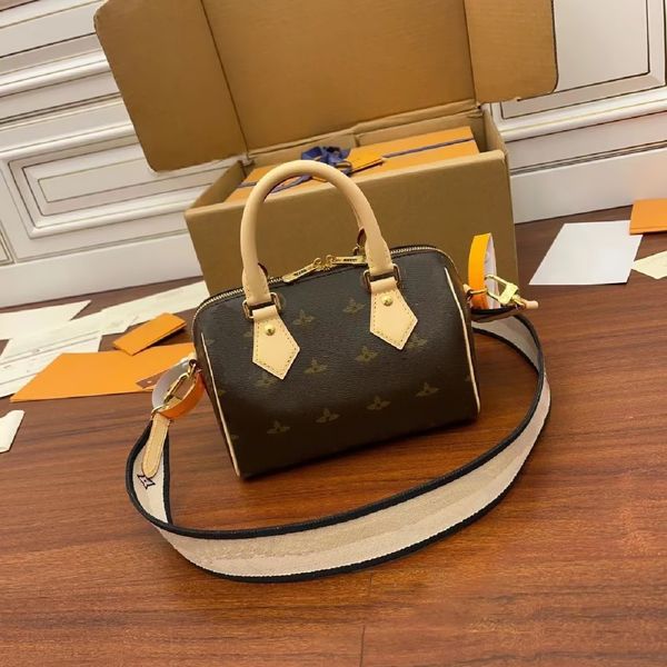 m81085 nano speedy cowhide shoulder bags duffle womens luxurys designer bags hobo totes mens underarm purses cross body clutch bag messenger
m81085 nano speedy cowhide shoulder bags duffle womens luxurys designer bags hobo totes mens underarm purses cross body clutch bag messenger