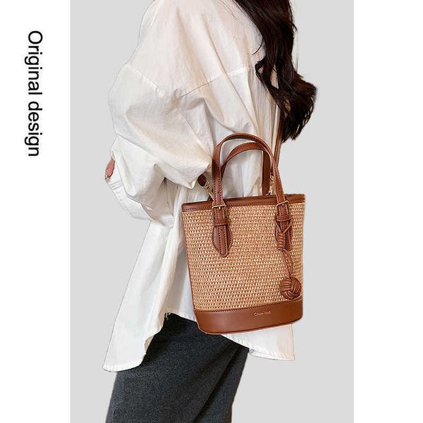 bucket bag high-end feel bag female niche design straw woven cabbage basket bag fashionable handbag
bucket bag high-end feel bag female niche design straw woven cabbage basket bag fashionable handbag