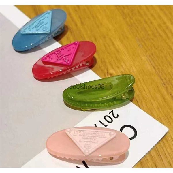 ins fashion crystal girls hair clips boutique designer hair clips kids girls transparent clear candy color princess designer hair accessorie, Golden;silver
ins fashion crystal girls hair clips boutique designer hair clips kids girls transparent clear candy color princess designer hair accessorie, Golden;silver