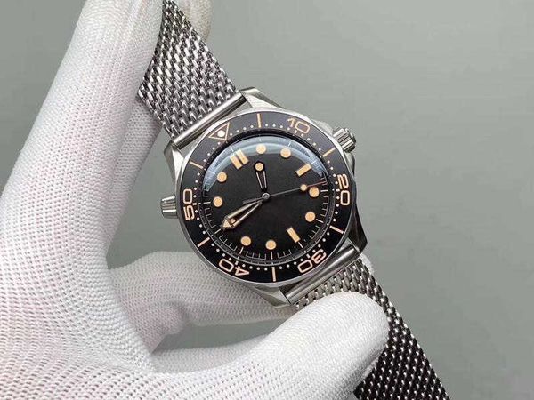 nttd watch 42mm no time to die men watches automatic movement mechanical montre de luxe limited james bond 007 nato 300m wristwatches, Slivery;golden
nttd watch 42mm no time to die men watches automatic movement mechanical montre de luxe limited james bond 007 nato 300m wristwatches, Slivery;golden