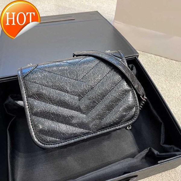 luxury designer shoulder bags tote postman clamshell oil wax leathers skew fashion small diamond chain leather shoulders bag factory direct
luxury designer shoulder bags tote postman clamshell oil wax leathers skew fashion small diamond chain leather shoulders bag factory direct