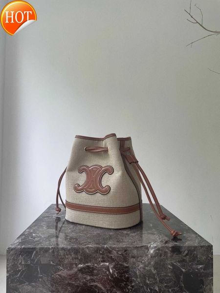women's designer bags new leisure arc de triomphe canvas with leather shoulder bag bucket bag factory direct sales
women's designer bags new leisure arc de triomphe canvas with leather shoulder bag bucket bag factory direct sales