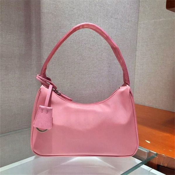 nylon designer bag woman shoulder bag luxurys handbags hobo purses nylon chain lady handbag wholesale crossbody bags for women fashion black
nylon designer bag woman shoulder bag luxurys handbags hobo purses nylon chain lady handbag wholesale crossbody bags for women fashion black