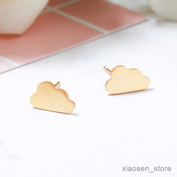 stud creative cute mini stud earrings for woman and girls female stainless steel cloud stud earrings minimalist trend yes jewelry r230628, Golden;silver
stud creative cute mini stud earrings for woman and girls female stainless steel cloud stud earrings minimalist trend yes jewelry r230628, Golden;silver
