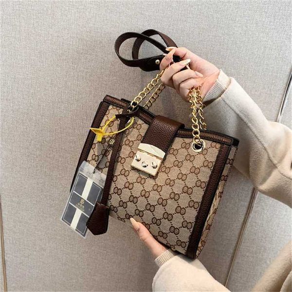 mid ancient style light luxury large bag 2023 new niche texture lock buckle single shoulder portable fashion chain tote bag for women 70% of
mid ancient style light luxury large bag 2023 new niche texture lock buckle single shoulder portable fashion chain tote bag for women 70% of