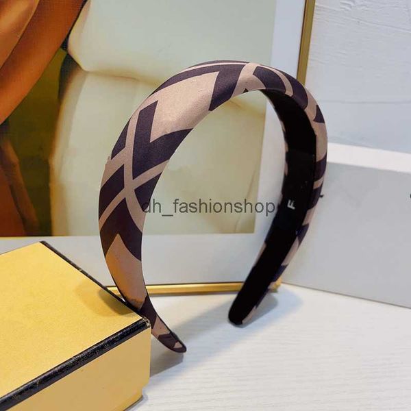 with box 2022 women luxury headbands f letter print soft cloth designers women headband girls makeup hair hoop jewelry, Silver
with box 2022 women luxury headbands f letter print soft cloth designers women headband girls makeup hair hoop jewelry, Silver