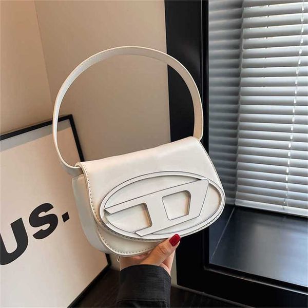 this year's popular niche design bag 2023 new women's bag summer versatile crossbody bag square bag ia8u 50% clearance sale
this year's popular niche design bag 2023 new women's bag summer versatile crossbody bag square bag ia8u 50% clearance sale