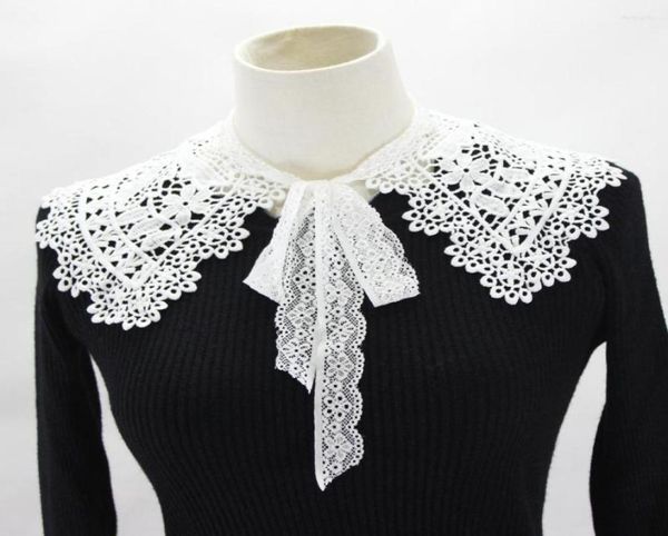 bow ties 2022 shawl oneck doll fake collars for women shirt hollow lace floral false dress detachable nep kraagie6255132, Black;gray
bow ties 2022 shawl oneck doll fake collars for women shirt hollow lace floral false dress detachable nep kraagie6255132, Black;gray