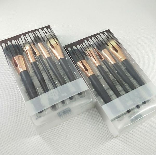 5pcsset complexion brush set nake eyeshadow palettes foudation makeup brushes high tech make up tools4055153
5pcsset complexion brush set nake eyeshadow palettes foudation makeup brushes high tech make up tools4055153