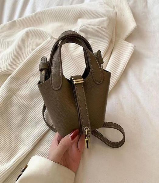 handbag women039s tote bag shopping quality shoulder singlesided g real leather handbag gy6665538222, Black
handbag women039s tote bag shopping quality shoulder singlesided g real leather handbag gy6665538222, Black