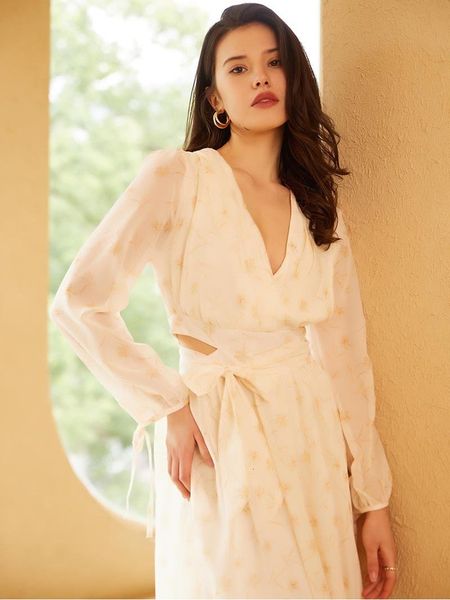 basic casual dresses ladies long sleeve chiffon maxi elegant daisy floral white beach dress v neck bandage summer women 230627, Black;gray
basic casual dresses ladies long sleeve chiffon maxi elegant daisy floral white beach dress v neck bandage summer women 230627, Black;gray