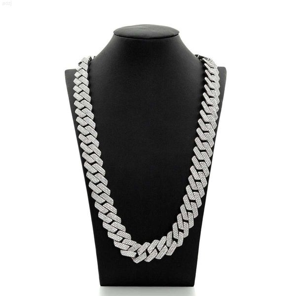 18mm 925 sterling silver 3 rows moissanite iced out vvs moisssanite cuban link chain
18mm 925 sterling silver 3 rows moissanite iced out vvs moisssanite cuban link chain
