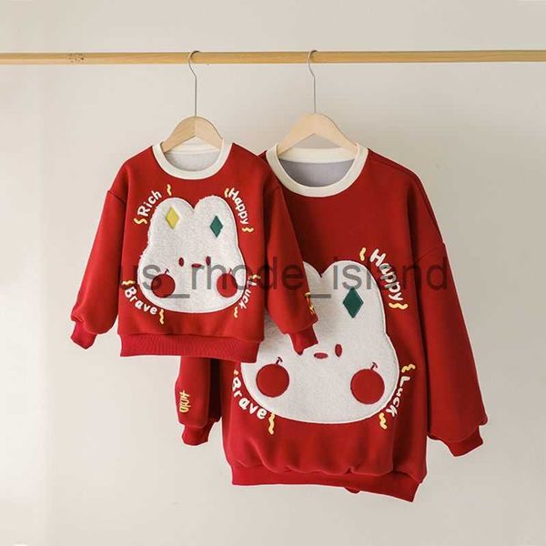 t-shirts mommy and me clothes mom daughter son warm sweatshirt fashion mother kids brother clothes cotton new year childrens clothing x0628, Blue
t-shirts mommy and me clothes mom daughter son warm sweatshirt fashion mother kids brother clothes cotton new year childrens clothing x0628, Blue