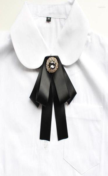 bow ties 2022 men women wedding business neck shirt collar tie cravat british necktie butterfly vintage rhinestone work ribbon bow8518021, Black;gray
bow ties 2022 men women wedding business neck shirt collar tie cravat british necktie butterfly vintage rhinestone work ribbon bow8518021, Black;gray