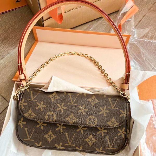 m81911 m82210 wallet on chain ivy clutch bag luxurys wallets leather with shoulder straps womens handbag cross body totes designer mens fash
m81911 m82210 wallet on chain ivy clutch bag luxurys wallets leather with shoulder straps womens handbag cross body totes designer mens fash