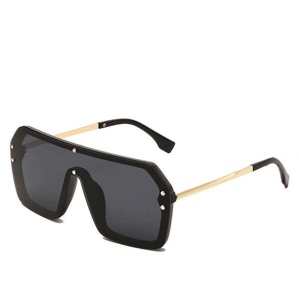 2023 designer sunglasses women driving glasses fashion pilot luxury mens sunglass designers men sunglasses eyewear goggle 2203161d, White;black
2023 designer sunglasses women driving glasses fashion pilot luxury mens sunglass designers men sunglasses eyewear goggle 2203161d, White;black