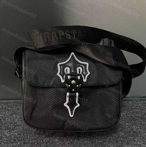 shoulder bags trapstar bag designer handbag men luxury messager fashion nylon bag casual trendy shoulder for couples cross body simple tidal
shoulder bags trapstar bag designer handbag men luxury messager fashion nylon bag casual trendy shoulder for couples cross body simple tidal
