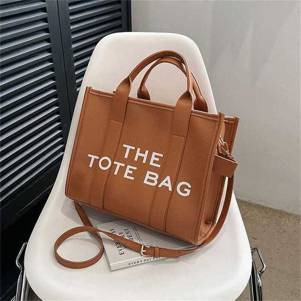 2023 new women's bag women's new solid color letter tote bag simple casual crossbody large capacity 70% off outlet online 600y
2023 new women's bag women's new solid color letter tote bag simple casual crossbody large capacity 70% off outlet online 600y