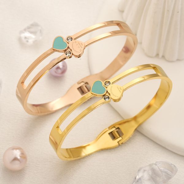 classic love bracelet love gift bracelet 2023 summer brand jewelry fashion gold plated bracelet stainless steel no fading, Black
classic love bracelet love gift bracelet 2023 summer brand jewelry fashion gold plated bracelet stainless steel no fading, Black