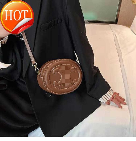 designer bags 2023 new lisa same triumphal arch small round cake one shoulder msenger commuting factory direct sale purses ladies handbags p
designer bags 2023 new lisa same triumphal arch small round cake one shoulder msenger commuting factory direct sale purses ladies handbags p