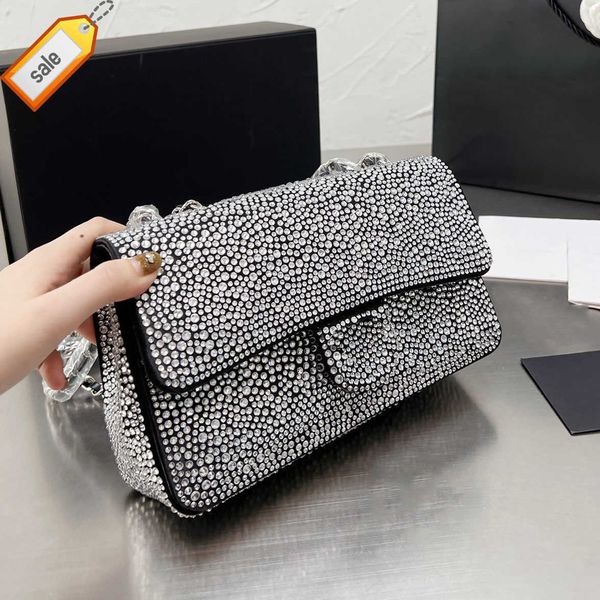 women's brand designers shoulder bags 23 leather envelope bag fashion diamond quilted bronze hardware chain portable crossbody bag fact
women's brand designers shoulder bags 23 leather envelope bag fashion diamond quilted bronze hardware chain portable crossbody bag fact