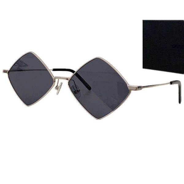 2023individual slim metal lozenge sunglasses uv400 unisex55-17lightweight model star multishape fullrim goggles23 fullset desig case, White;black
2023individual slim metal lozenge sunglasses uv400 unisex55-17lightweight model star multishape fullrim goggles23 fullset desig case, White;black