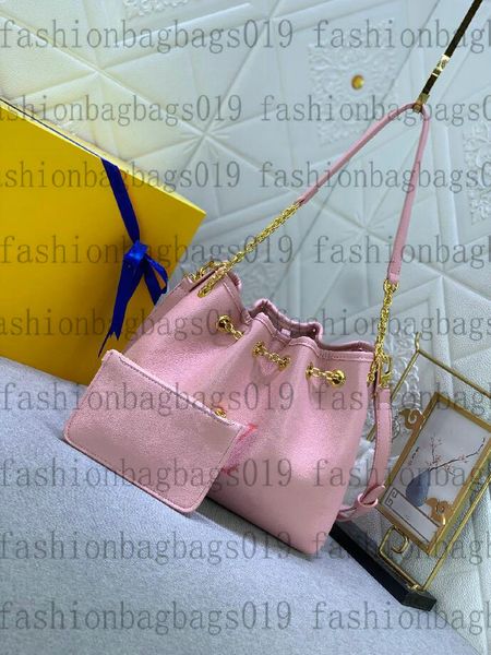 23ss by the pool summer bundle bucket bag m46545 m46492 womens designer drawstring with removable zipper pouch degrade neutral blue beige ro
23ss by the pool summer bundle bucket bag m46545 m46492 womens designer drawstring with removable zipper pouch degrade neutral blue beige ro
