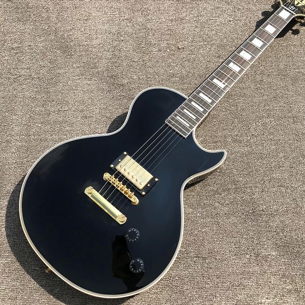 custom shop, caston black electric guitar, rosewood fingerboard, black hardware one piece of body & neck ing
custom shop, caston black electric guitar, rosewood fingerboard, black hardware one piece of body & neck ing