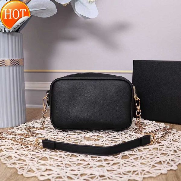luxury designer shoulder bags crossbody bag tote women's new family mini cross camera bag versatile messenger coin purse factory direct
luxury designer shoulder bags crossbody bag tote women's new family mini cross camera bag versatile messenger coin purse factory direct