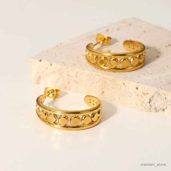 stud chea stainless steel circle earrings double spacer disc 18k gold plating jewelry waterproof hoop earrings r230628, Golden;silver
stud chea stainless steel circle earrings double spacer disc 18k gold plating jewelry waterproof hoop earrings r230628, Golden;silver