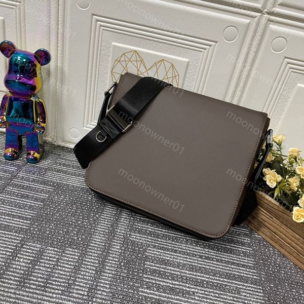 designer bag men district small messenger bag cross body bag luxury handbag fashion shoulder bag crossbody tote wallet purse classic hangbag
designer bag men district small messenger bag cross body bag luxury handbag fashion shoulder bag crossbody tote wallet purse classic hangbag