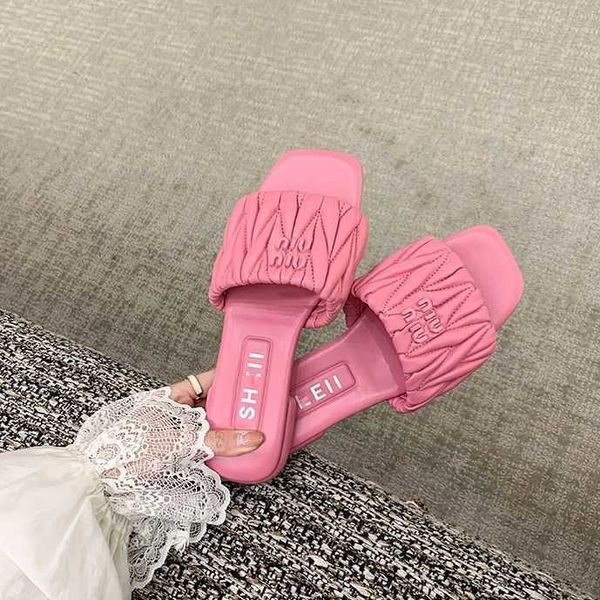 same mius beach shoes women slide designer sandals style family's pleated square toe flip flops female spring outerwear 1 81lz
same mius beach shoes women slide designer sandals style family's pleated square toe flip flops female spring outerwear 1 81lz
