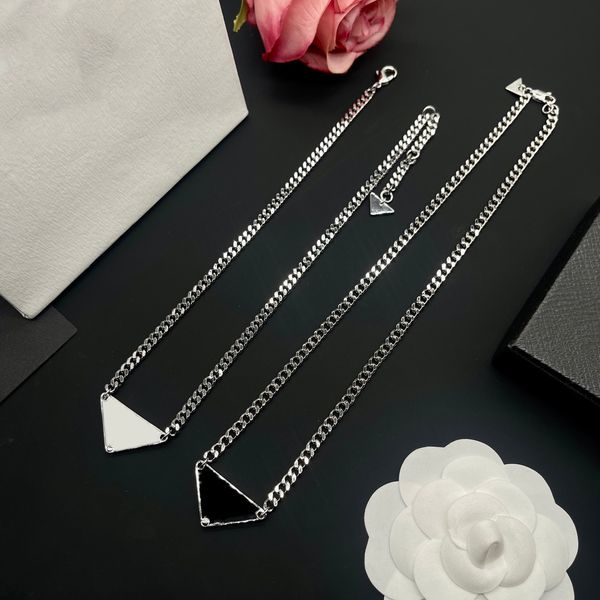 classics designer necklace women men chains luxury jewelry black white p triangle pendant party hip hop punk names statement gold men neckla, Silver
classics designer necklace women men chains luxury jewelry black white p triangle pendant party hip hop punk names statement gold men neckla, Silver
