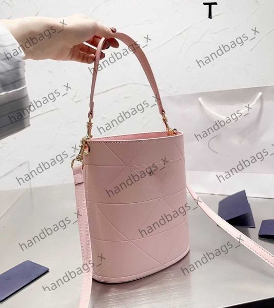 women's bag new style bag for spring and summer 2023 women's fashionable bucket bag p bag versatile cross-body shoulder handbag av
women's bag new style bag for spring and summer 2023 women's fashionable bucket bag p bag versatile cross-body shoulder handbag av