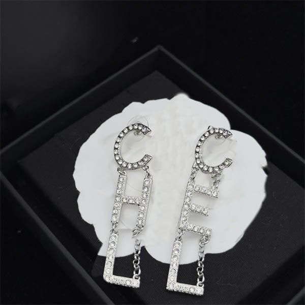 stud earrings ccity woman luxury designer earring multi colors c letter jewelry women gold earing 983354, Golden;silver
stud earrings ccity woman luxury designer earring multi colors c letter jewelry women gold earing 983354, Golden;silver