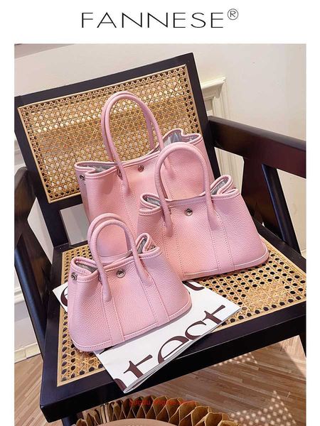 factory outlet wholesale h home party garden tote bags for sale 2023 new fashion garden bag genuine leather handbag womens headcoat cowhide
factory outlet wholesale h home party garden tote bags for sale 2023 new fashion garden bag genuine leather handbag womens headcoat cowhide