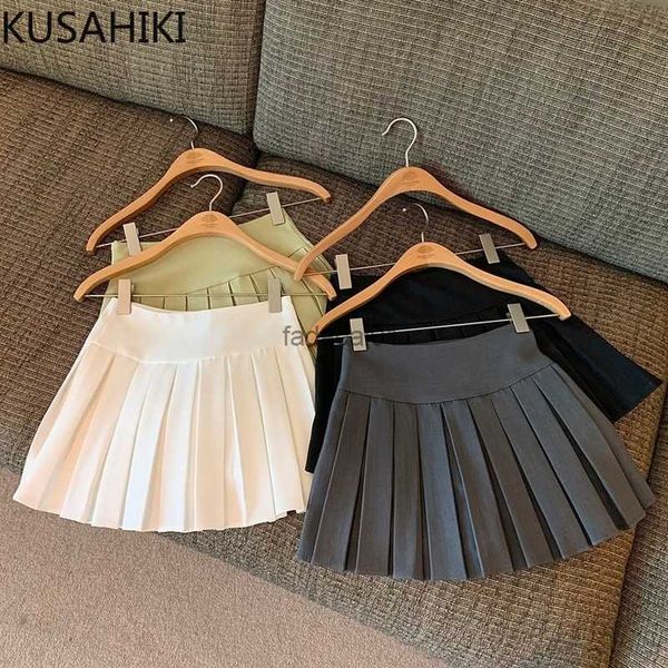 kushaiki 2023 summer new pleated skirts korean fashion high waist causal aline mini skirt sweet style bottoms mujer faldas l230621, Black
kushaiki 2023 summer new pleated skirts korean fashion high waist causal aline mini skirt sweet style bottoms mujer faldas l230621, Black