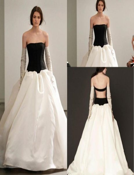 zuhair murad vintage long evening dresses ruffles formal women runway fashion strapless open back prom gowns events cocktail sleev2083141, Black;red
zuhair murad vintage long evening dresses ruffles formal women runway fashion strapless open back prom gowns events cocktail sleev2083141, Black;red