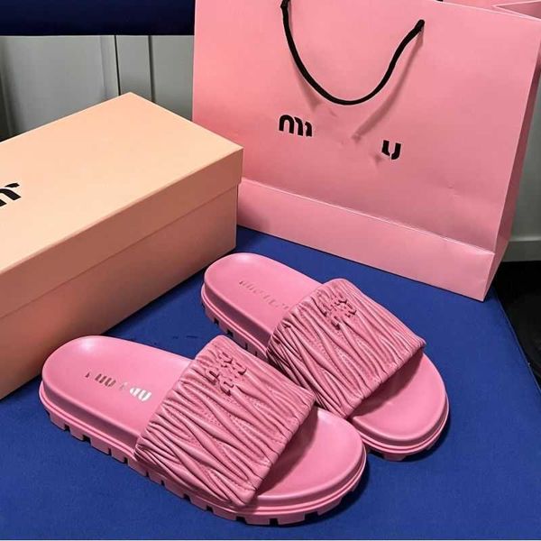 women sandals mius slide designer beach women's shoes slippers 2023 super sheep style net red round thick sole casual flat bottom for o
women sandals mius slide designer beach women's shoes slippers 2023 super sheep style net red round thick sole casual flat bottom for o