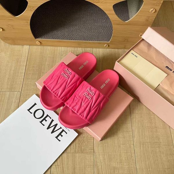 women sandals mius slide designer beach 2023 shoes summer new family pleated slippers round toe thick sole high beauty style casual flat bot
women sandals mius slide designer beach 2023 shoes summer new family pleated slippers round toe thick sole high beauty style casual flat bot