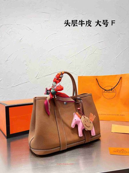 wholesale original party garden home tote bags online shop bag womens large capacity classic cowhide handbag commuter fashion versatile with
wholesale original party garden home tote bags online shop bag womens large capacity classic cowhide handbag commuter fashion versatile with