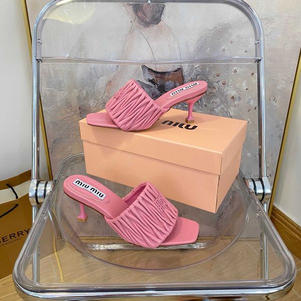 high designer mius slide beach sandals shoes women family sandal slippers women's 2023 new flat bottom open wearing fairy style mea8
high designer mius slide beach sandals shoes women family sandal slippers women's 2023 new flat bottom open wearing fairy style mea8