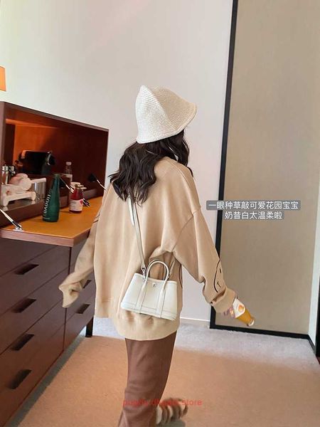 wholesale original party garden home tote bags online shop race choice womens bag 2023 new fashionable mini leather versatile handbag obl wi
wholesale original party garden home tote bags online shop race choice womens bag 2023 new fashionable mini leather versatile handbag obl wi