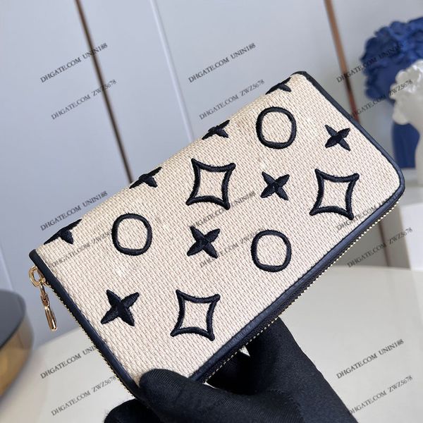 23ss women luxurys designers wallets classic flower summer straw doodle handbag classic flower bag ladies travel wallet zippy coin purse wit, Red;black
23ss women luxurys designers wallets classic flower summer straw doodle handbag classic flower bag ladies travel wallet zippy coin purse wit, Red;black